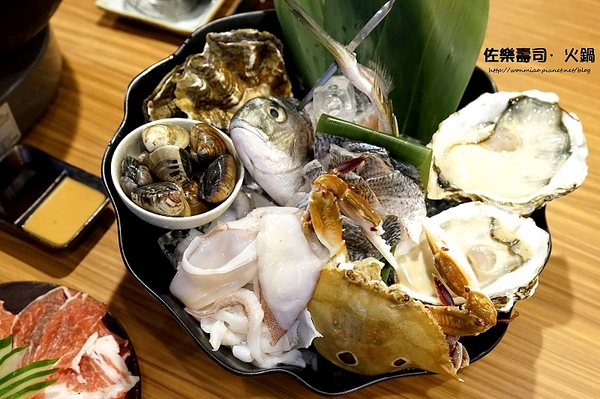 佐樂壽司：【大安站日本料理／無菜單料理 推薦】愛吃日本料理的你不容錯過的一家好店！ ✿✿ 佐樂壽司·火鍋 ✿✿（完整菜單）