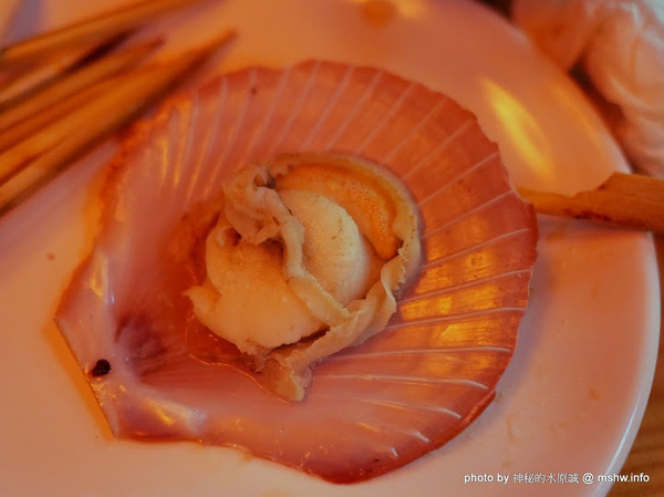 三代目安兵衛 台湾一號店：【食記】台中三代目屋台餃子安兵衛-台灣一號店@西區中美橫丁Hirome ひろめ横丁&廣三SOGO-捷運BRT科博館 : 弘人市場在台灣!輕鬆享受高知飲食文化