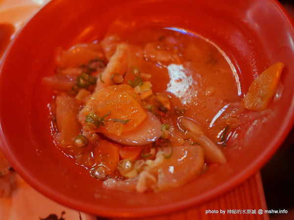 三代目安兵衛 台湾一號店：【食記】台中三代目屋台餃子安兵衛-台灣一號店@西區中美橫丁Hirome ひろめ横丁&廣三SOGO-捷運BRT科博館 : 弘人市場在台灣!輕鬆享受高知飲食文化