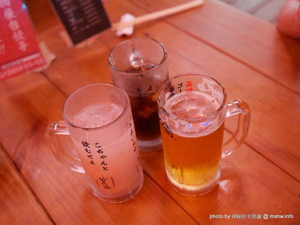 三代目安兵衛 台湾一號店：【食記】台中三代目屋台餃子安兵衛-台灣一號店@西區中美橫丁Hirome ひろめ横丁&廣三SOGO-捷運BRT科博館 : 弘人市場在台灣!輕鬆享受高知飲食文化