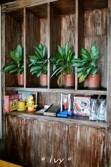 默默： 【新竹美食】默默。花朵三明治 & 無臉男、龍貓療癒甜點