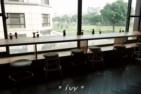 默默： 【新竹美食】默默。花朵三明治 & 無臉男、龍貓療癒甜點