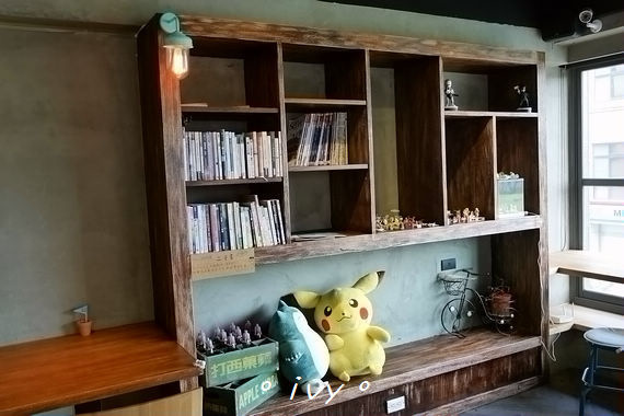 默默： 【新竹美食】默默。花朵三明治 & 無臉男、龍貓療癒甜點