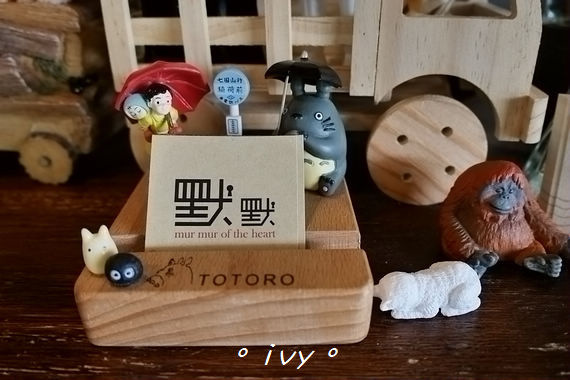 默默： 【新竹美食】默默。花朵三明治 & 無臉男、龍貓療癒甜點