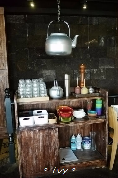 默默： 【新竹美食】默默。花朵三明治 & 無臉男、龍貓療癒甜點