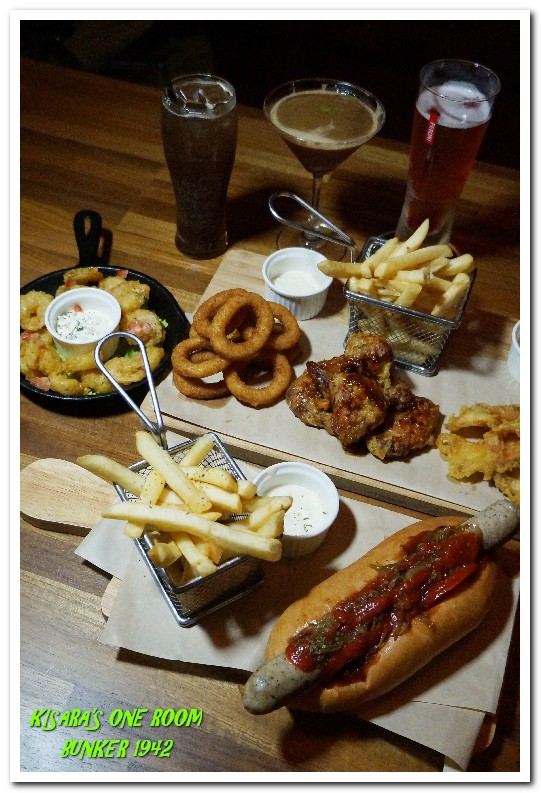 Bunker 1942：忠孝敦化餐酒館．好吃好喝好看好玩，超有哏二戰主題餐廳──BUNKER 1942