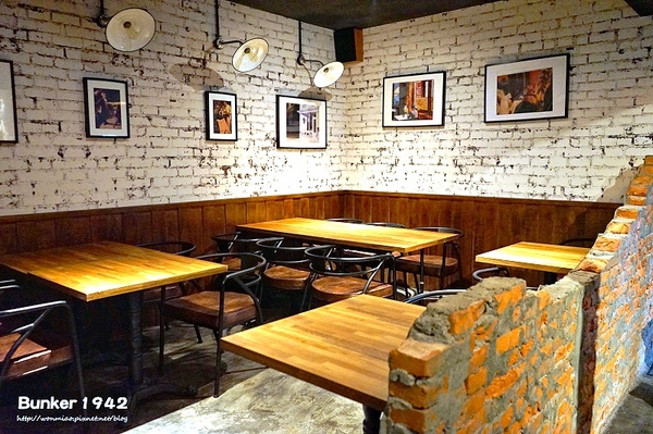 Bunker 1942:【忠孝敦化餐酒館 推薦】以二戰時期為主題又有超酷射擊場! ✿✿ Bunker 1942 ✿✿ (完整菜單/酒單)