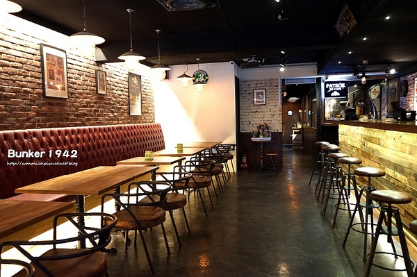 Bunker 1942:【忠孝敦化餐酒館 推薦】以二戰時期為主題又有超酷射擊場! ✿✿ Bunker 1942 ✿✿ (完整菜單/酒單)