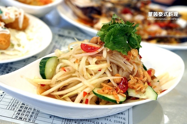 茵萊泰式料理:【江子翠泰式料理 推薦】平價道地泰式料理 ✿✿ 茵萊泰式料理 ✿✿ (完整菜單)