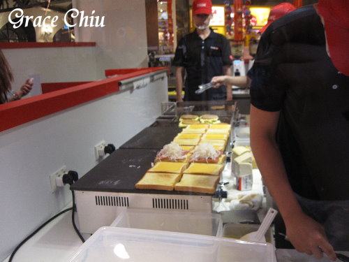 Isaac 韓國必吃 韓國美食 韓版美而美 鐵板吐司 Att4fun