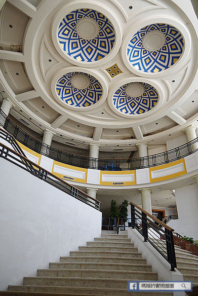 太平洋翡翠灣夏日樂園：◆新北萬里【太平洋翡翠灣夏日樂園】海洋、沙灘、比基尼～到翡翠灣一起FUN暑假。北海岸風景區。水上樂園。渡假盛地。大型滑水道。水上摩托車。香焦船。衝浪戲水