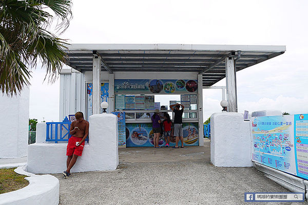 太平洋翡翠灣夏日樂園：◆新北萬里【太平洋翡翠灣夏日樂園】海洋、沙灘、比基尼～到翡翠灣一起FUN暑假。北海岸風景區。水上樂園。渡假盛地。大型滑水道。水上摩托車。香焦船。衝浪戲水