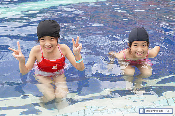 太平洋翡翠灣夏日樂園：◆新北萬里【太平洋翡翠灣夏日樂園】海洋、沙灘、比基尼～到翡翠灣一起FUN暑假。北海岸風景區。水上樂園。渡假盛地。大型滑水道。水上摩托車。香焦船。衝浪戲水