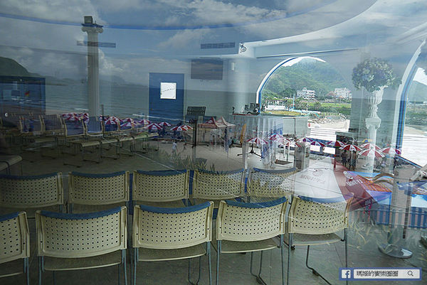 太平洋翡翠灣夏日樂園：◆新北萬里【太平洋翡翠灣夏日樂園】海洋、沙灘、比基尼～到翡翠灣一起FUN暑假。北海岸風景區。水上樂園。渡假盛地。大型滑水道。水上摩托車。香焦船。衝浪戲水