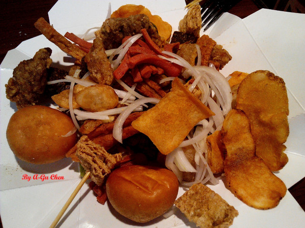 ICHIRO，ㄧ起囉！：【臺南Ω東區】ICHIRO，一起囉！。香爆四節奏，先炸後炒，超涮嘴鹽酥雞