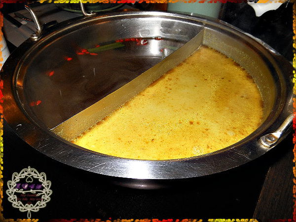 09香蘭養身鍋、泰式青醬咖哩鍋