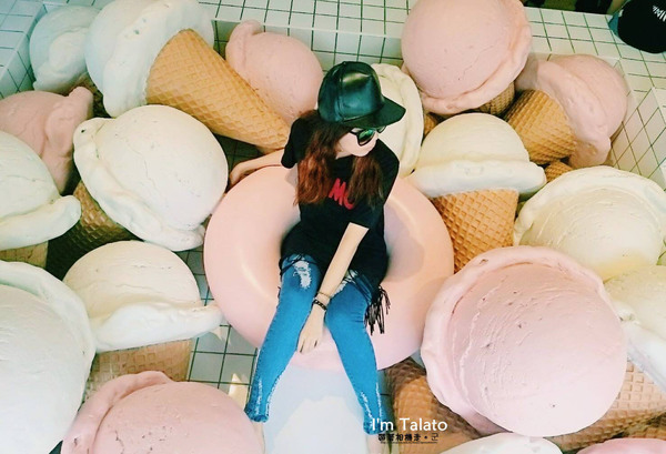 I'm Talato 我是塔拉朵： 台中 西區．IG爆紅 粉色系冰淇淋店  I'm Talato我是塔拉朵