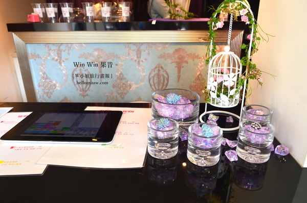 WinWin 果昔：W小姐旅行畫報/ 台北｜食記 東區新寵 Win Win 果昔 人氣夢幻漸層果汁 小精靈喝的唯美飲品 好看好喝也好健康 濃純飽足感