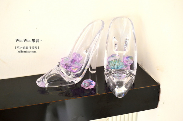 WinWin 果昔：W小姐旅行畫報/ 台北｜食記 東區新寵 Win Win 果昔 人氣夢幻漸層果汁 小精靈喝的唯美飲品 好看好喝也好健康 濃純飽足感