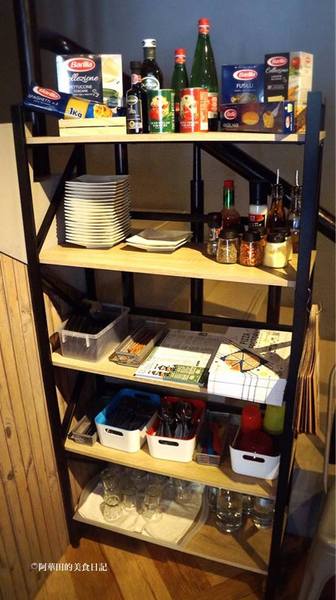 Pizza Factory披薩工廠-頭份店：【苗栗頭份】三五好友聚餐好所在，工業風的舒適用餐環境－Pizza Factory披薩工廠頭份廠