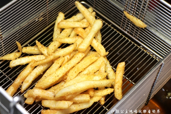 迪司沙威瑪 D.C Shawarma(小東店):莫忘初衷『迪司沙威瑪 D.C Shawarma』士林夜市美食/劍潭捷運站