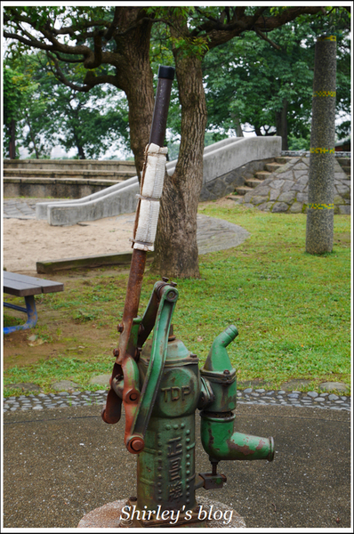 源興居：三芝.源興居百合綻放