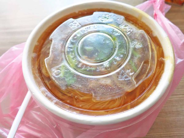 【桃園】台北大腸蚵仔麵線-聽說不到三小時就賣光光的人氣早餐