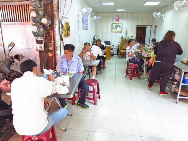 【桃園】台北大腸蚵仔麵線-聽說不到三小時就賣光光的人氣早餐