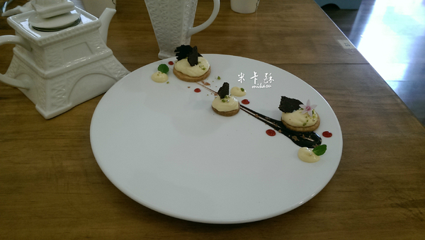 洛可可烘焙坊：【台中/食﹡北區】少女心燃燒的冬天．相機停不來的甜點篇．洛可可烘焙坊