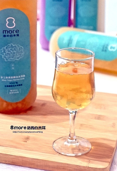 8 more 活的白木耳：【宅配養生/平民燕窩 推薦】喝的天然植物性膠原蛋白, 清爽健康無負擔! ✿✿ 8 more 活的白木耳 ✿✿