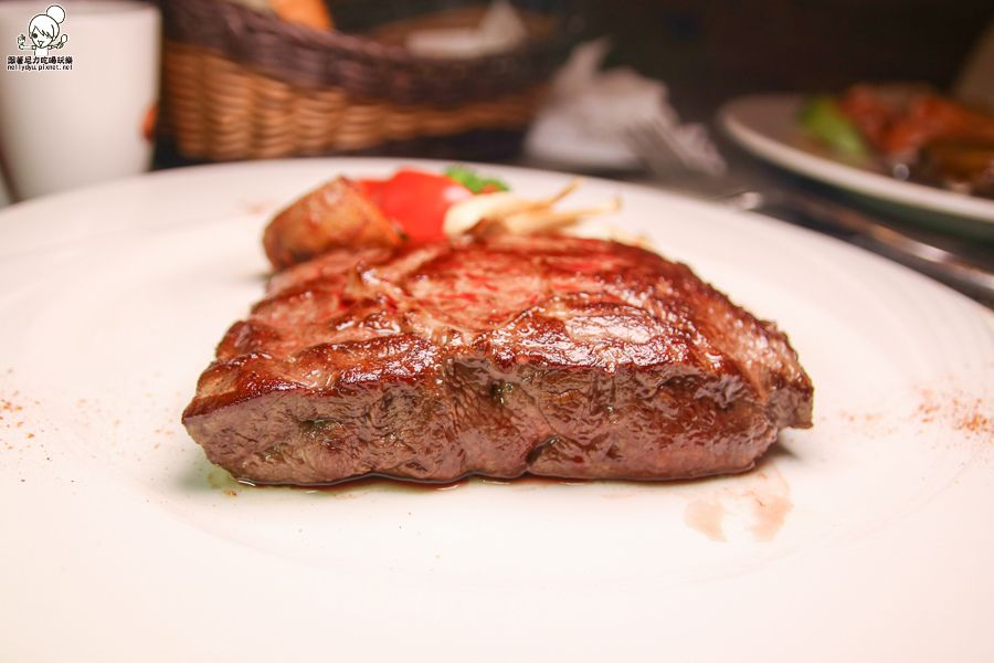 台南鬥牛士 牛排 排餐  (19 - 36).jpg