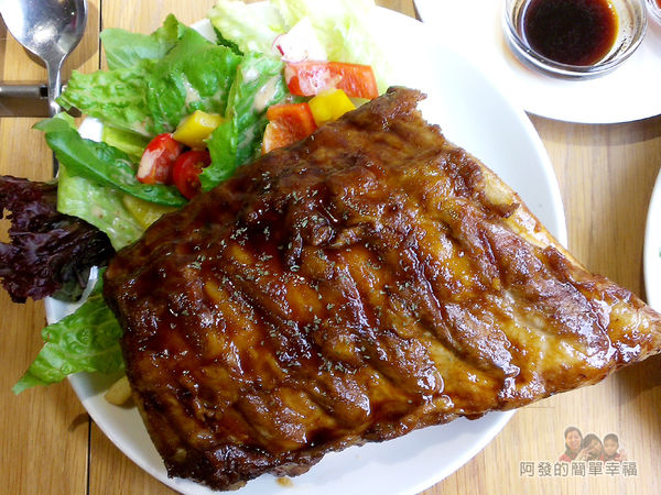 THE-TOAST-HEAVEN22-BBQ肋排吐司俯視