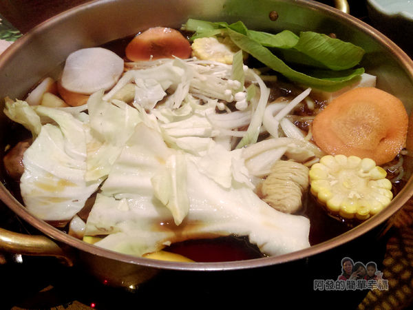 mo-mo-paradise10-壽喜燒鍋底