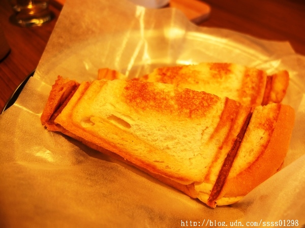 好呦食趣:【美食特搜。屏東市】好呦食趣(體驗)。幸福滋味!熱壓吐司 鬆餅 手感烘培 健康鮮活輕食概念 甜點控快來報到