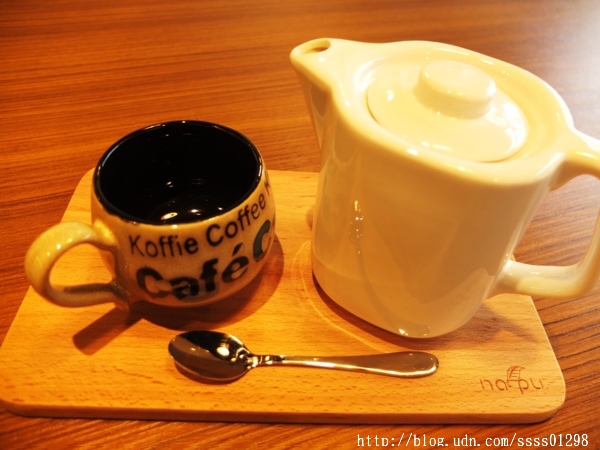 好呦食趣:【美食特搜。屏東市】好呦食趣(體驗)。幸福滋味!熱壓吐司 鬆餅 手感烘培 健康鮮活輕食概念 甜點控快來報到