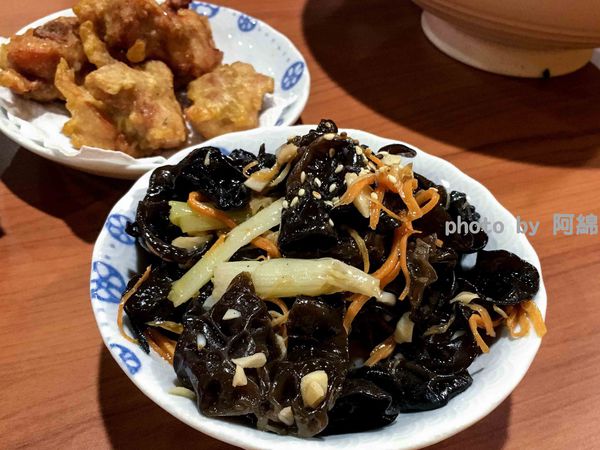 【桃園拉麵】11町木豚骨拉麵-全食材熬煮湯底，以時間換取美味．大有路美食/日式拉麵/桃園異國美食/大有商圈/在地人推薦必吃