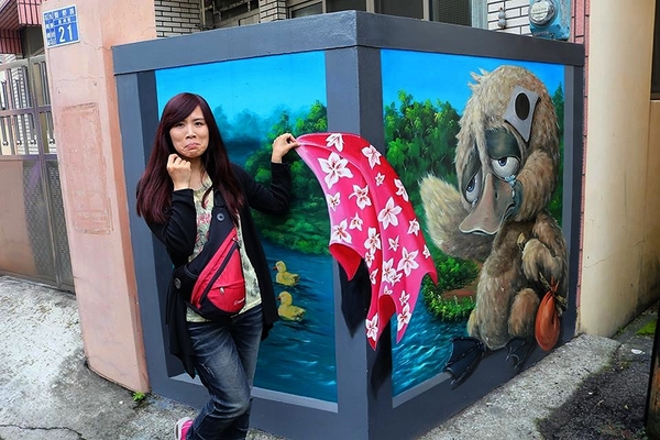 九房童話世界3D彩繪村:【台中景點】『台中石岡九房里童話世界3D彩繪』-又多了一個可以盡情拍照的景點囉”笑”果十足,一起融入石岡九房童話世界的3D彩繪世界裡吧