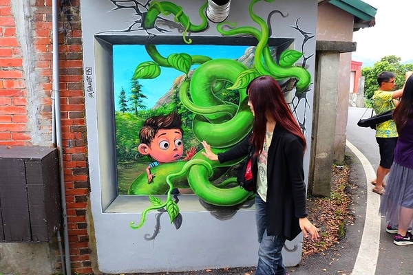 九房童話世界3D彩繪村:【台中景點】『台中石岡九房里童話世界3D彩繪』-又多了一個可以盡情拍照的景點囉”笑”果十足,一起融入石岡九房童話世界的3D彩繪世界裡吧