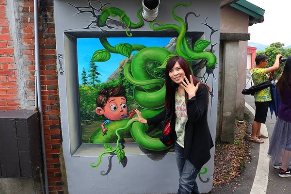 九房童話世界3D彩繪村:【台中景點】『台中石岡九房里童話世界3D彩繪』-又多了一個可以盡情拍照的景點囉”笑”果十足,一起融入石岡九房童話世界的3D彩繪世界裡吧