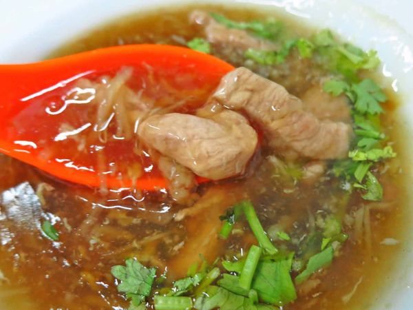 【台北美食】社子正老牌北港赤肉羹-50年老店的美味雞肉飯