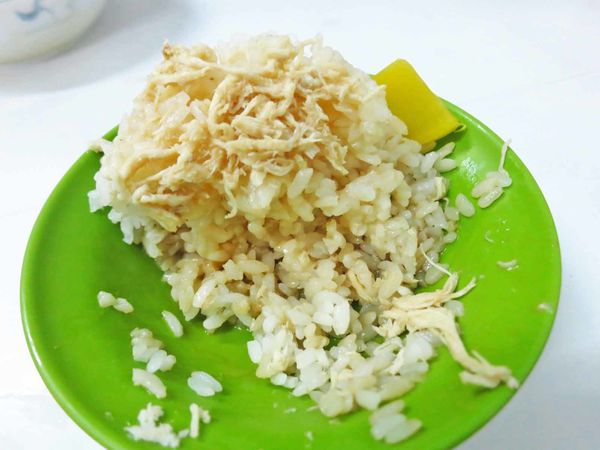 【台北美食】社子正老牌北港赤肉羹-50年老店的美味雞肉飯