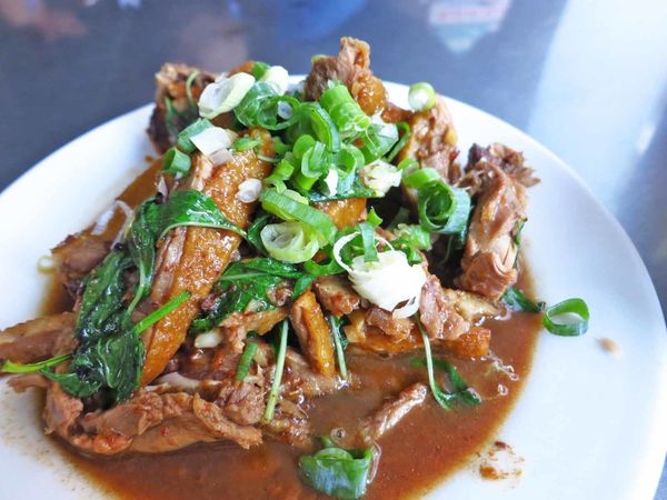 【新竹美食】原味鴨肉麵-香噴噴的炒鴨骨與鴨肉飯