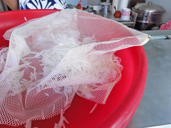 【新莊美食】傳統豆花店-從餐車賣到店面的老店