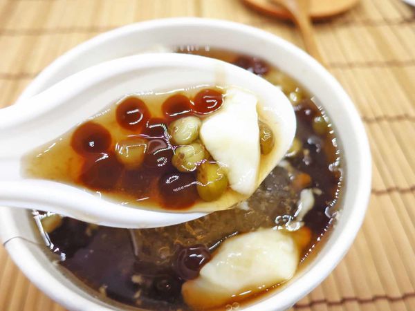 【新莊美食】傳統豆花店-從餐車賣到店面的老店