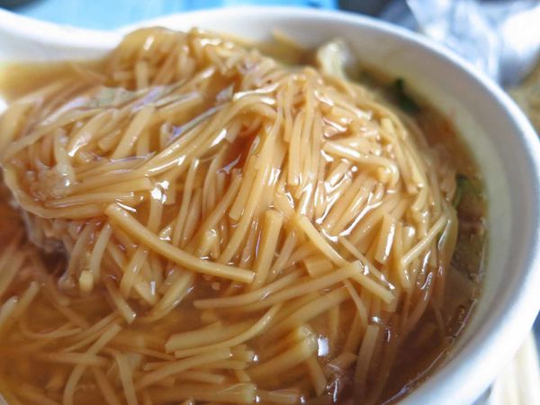 【蘆洲美食】陳家傳統小吃-美味的臭豆腐與大腸麵線