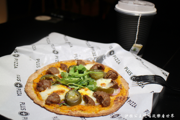 plus pizza(國父店):東區披薩『plus pizza』捷運國父紀念館站/美式餐廳/不限時/無低消