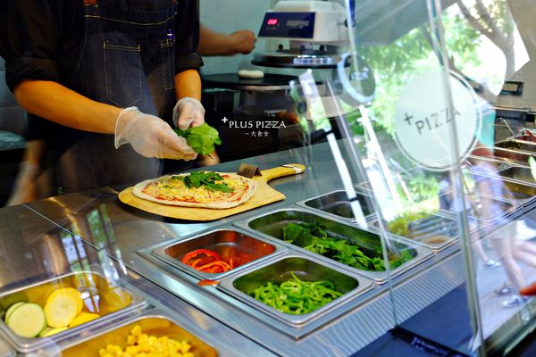 國父紀念館美食-PLUS Pizza