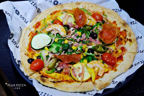 國父紀念館美食-PLUS Pizza