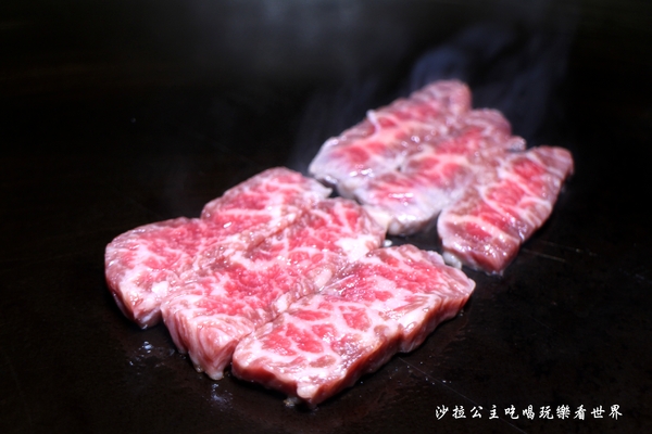 百家樂鐵板燒：7公斤波士頓龍蝦坐鎮/中山區新開幕『百家樂鐵板燒』捷運中山國小站