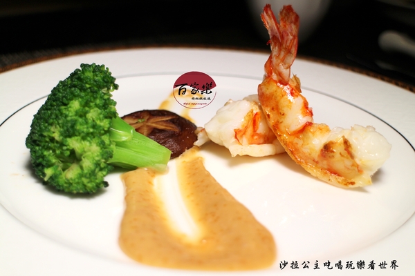 百家樂鐵板燒：7公斤波士頓龍蝦坐鎮/中山區新開幕『百家樂鐵板燒』捷運中山國小站